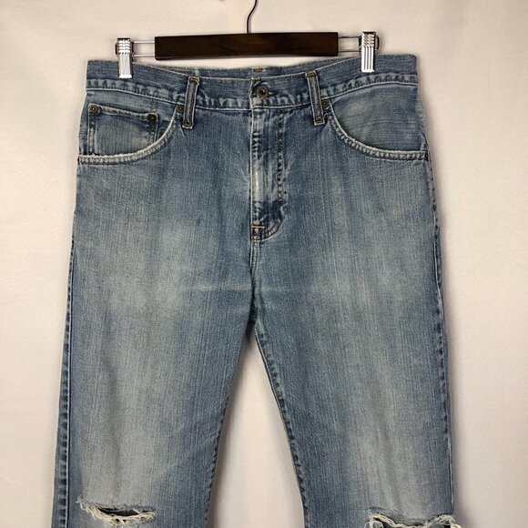 Ralph Lauren Light Wash Distressed Straight Leg Ashmore Jeans 32 X 30 - Picture 3 of 7